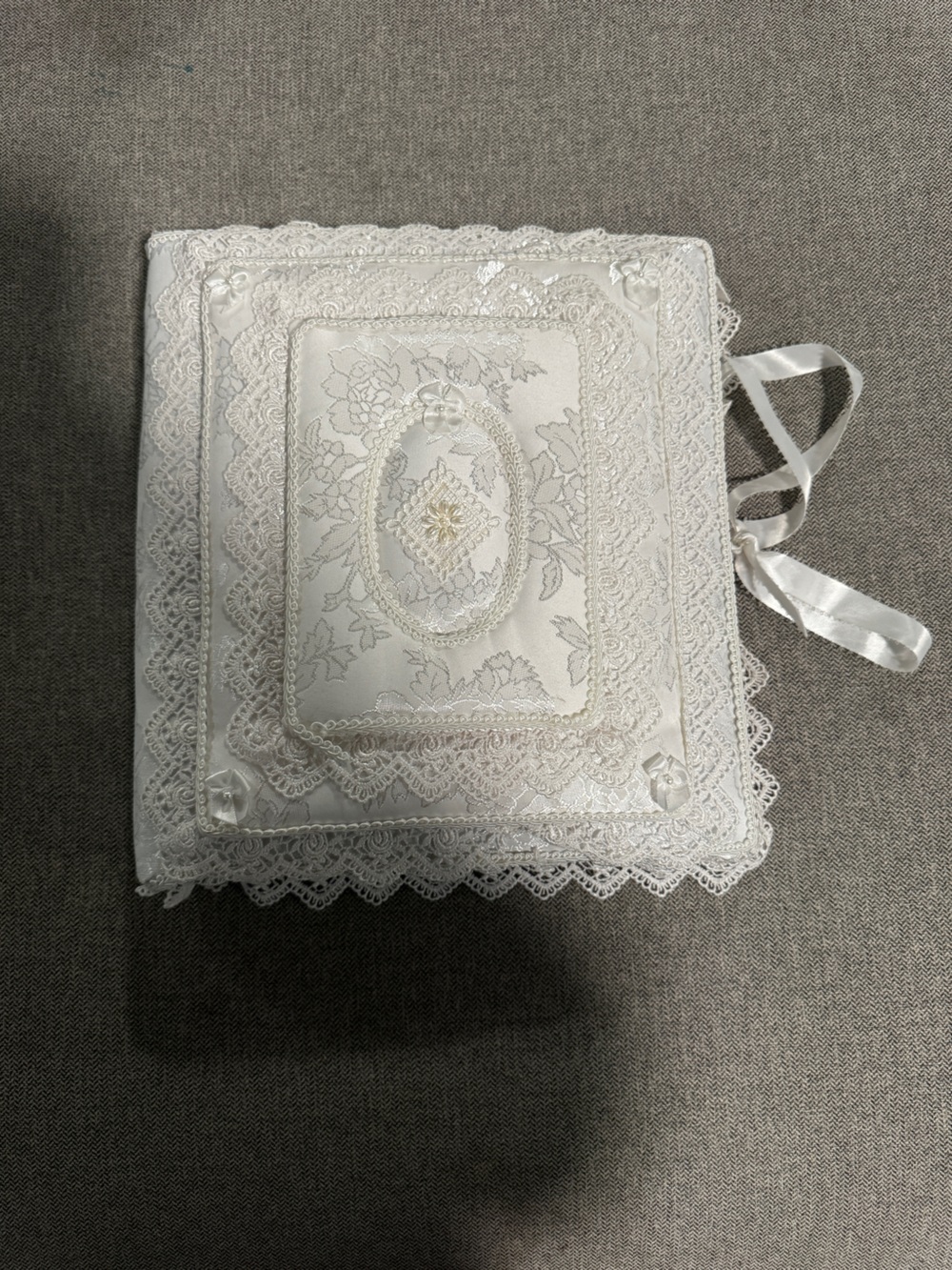 Ivory Lace Decorative Photo Album